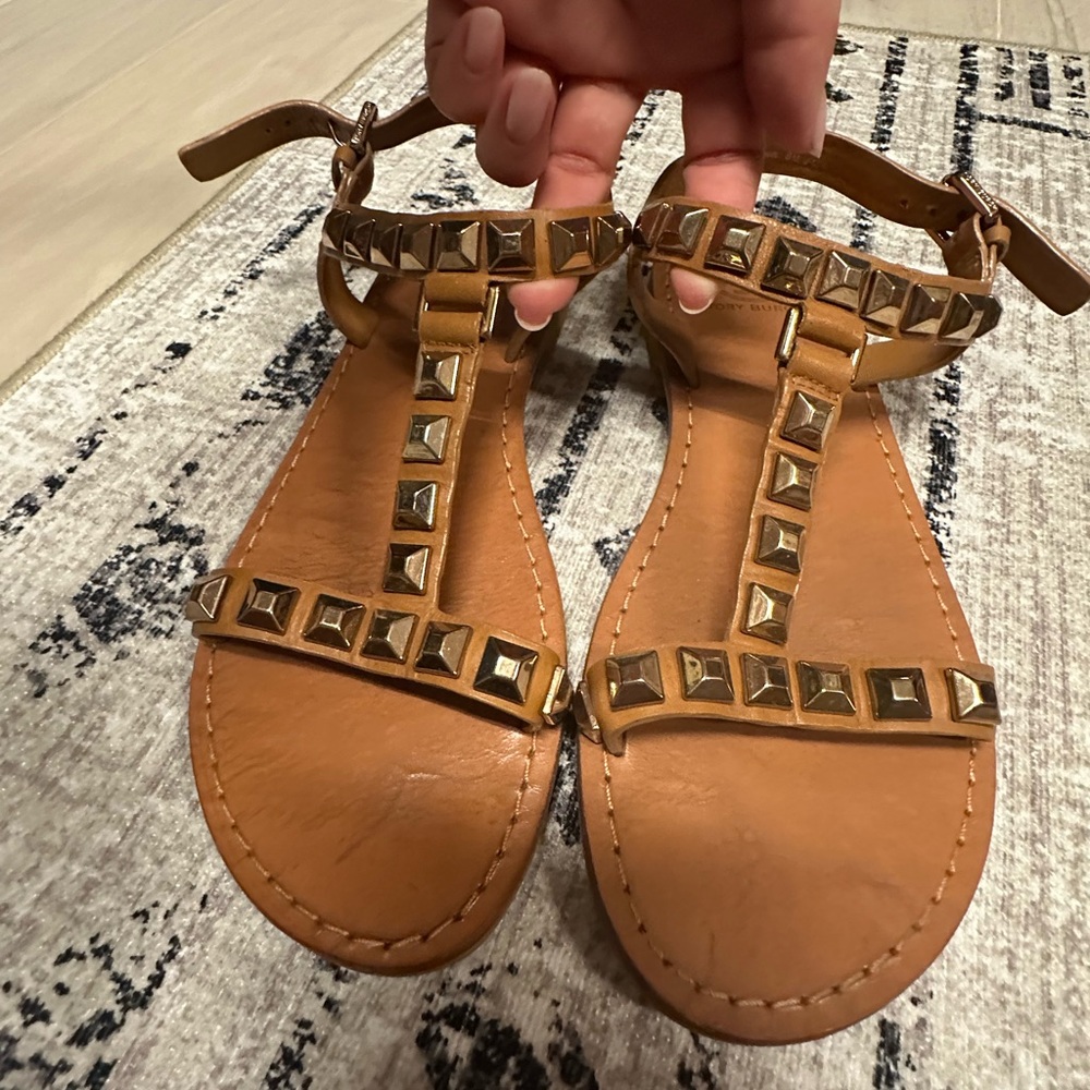 Tory Burch gladiator sandal size 8